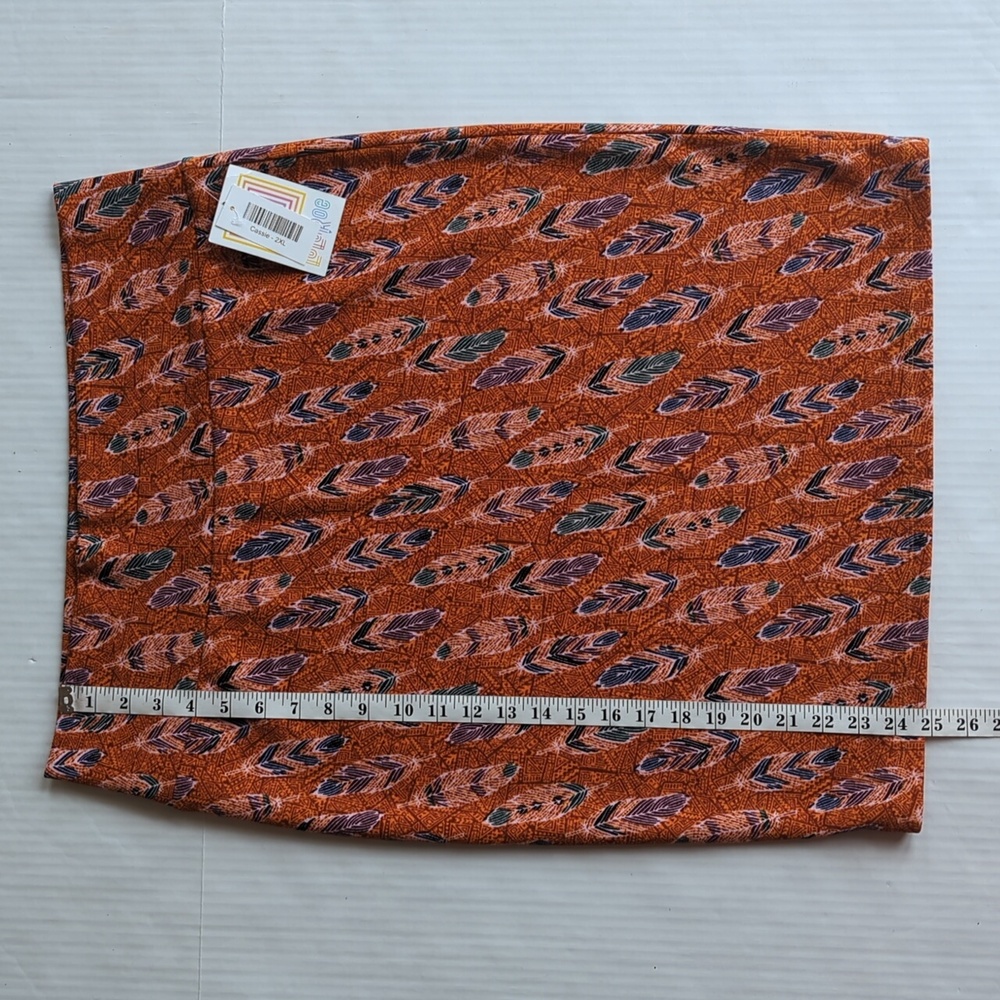 NWT LulaRoe Cassie Feather Print Pencil Skirt 2XL Burnt Orange Pattern - Picture 12 of 13